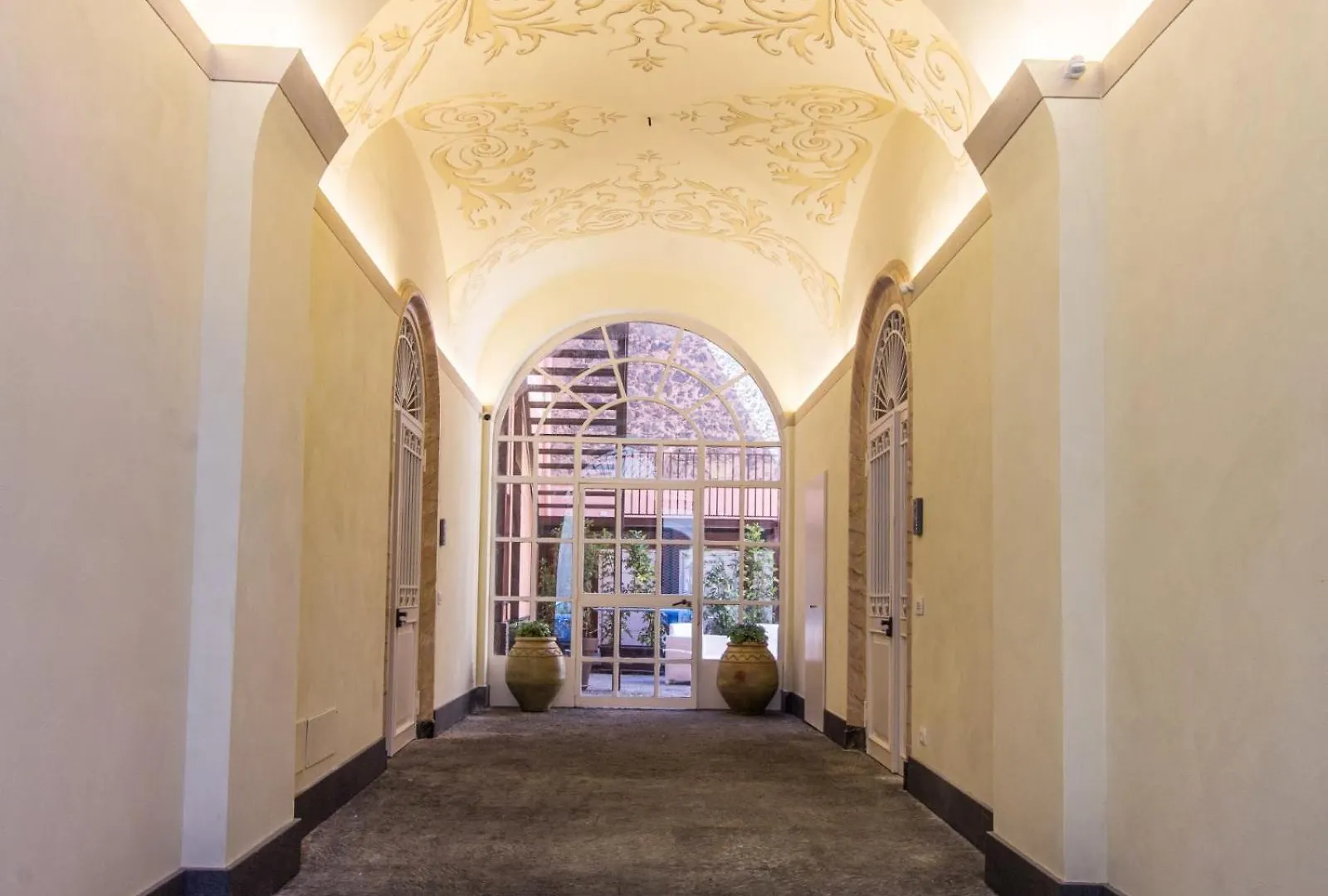 Aparthotel Archimedes Suites Aeroporto di Catania Fontana Rossa