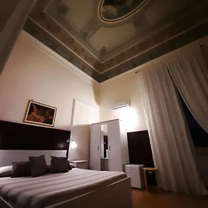 *** Bed & Breakfast Dimora Novecento Italia